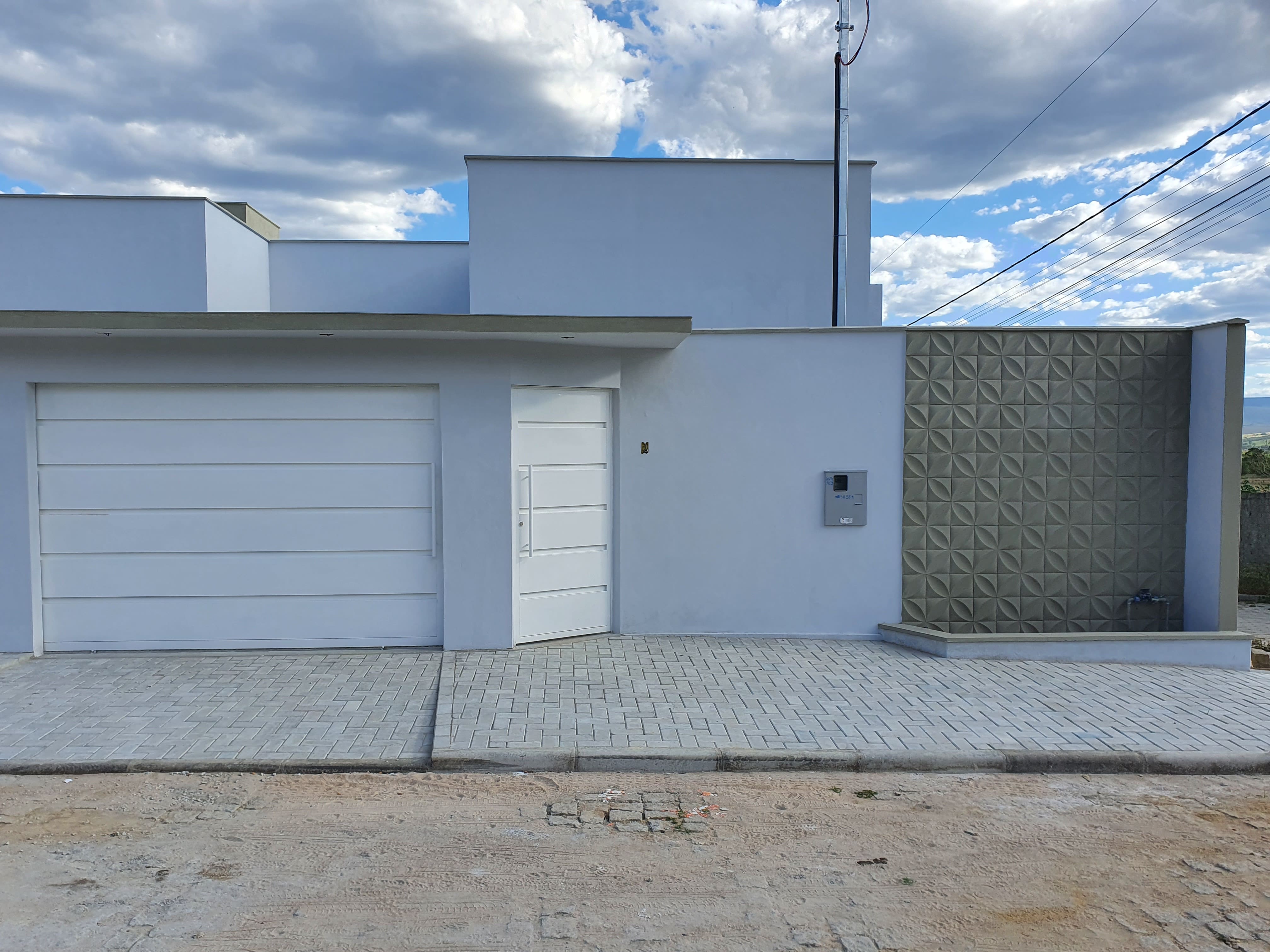 Primeira Casa Financiada Construída em Itaobim pela Soma Construtora